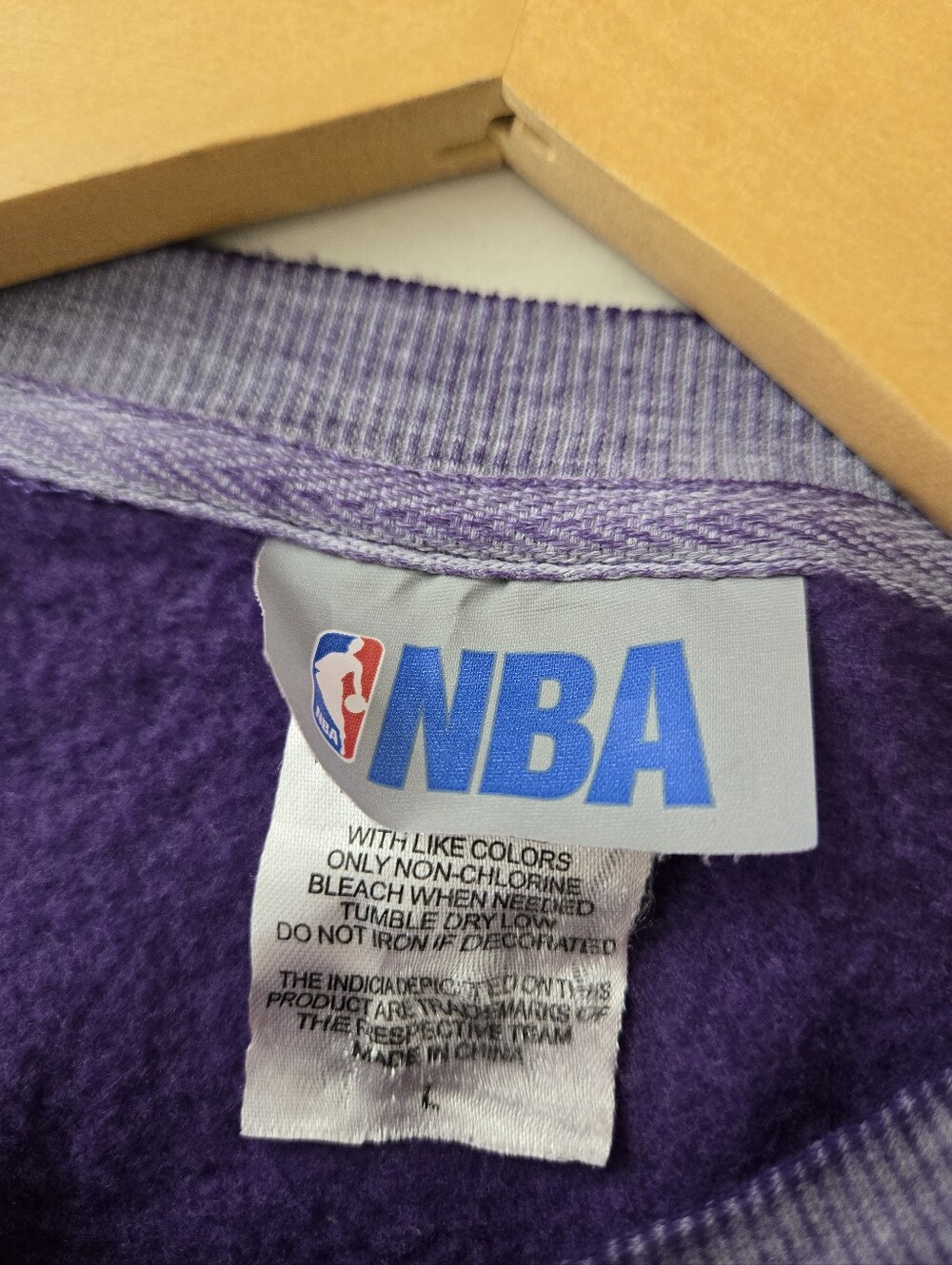 NWOT Charlotte Hornets Purple Burnout Sweatshirt Womens Large NBA Pullover - Picture 12 of 16
